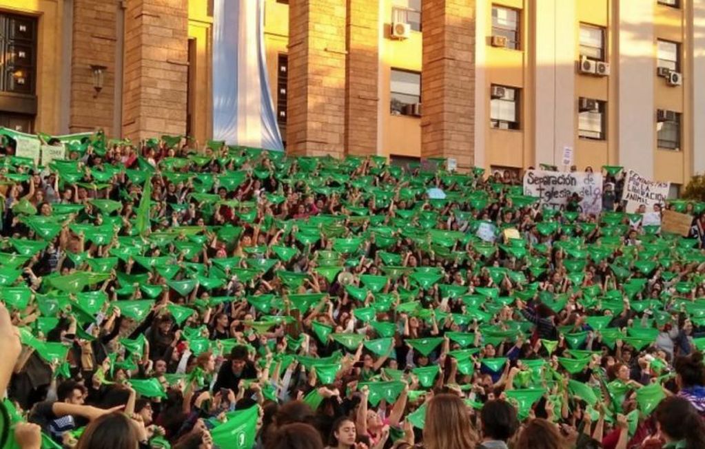 Manifestaciones en las redes por el aborto.