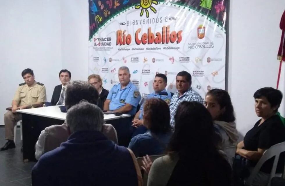 Reunión seguridad Río Ceballos (Radio Turismo)