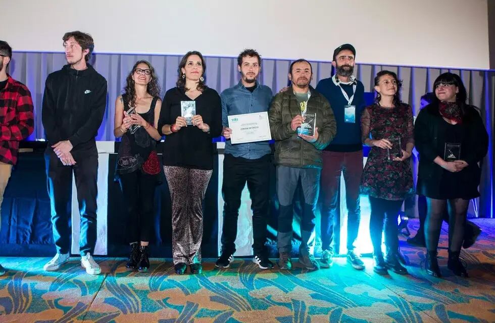 Los principales ganadores de la noche de premiación del octavo Festival Internacional "Cine de las Alturas" que finaliza este domingo en Jujuy.