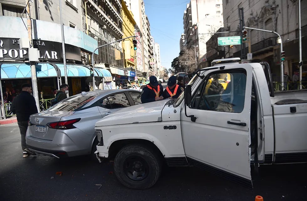   Accidente choque en general paz y Colon  Foto: (Pedro Castillo / La Voz)