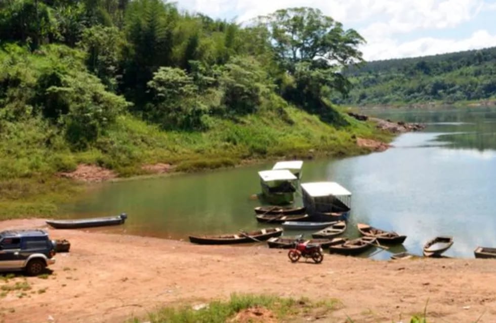 Puerto Libertad: encuentran un cadáver en las aguas del río Paraná.