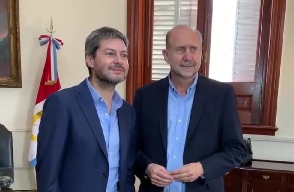 El expresidente de San Lorenzo visitó la Casa Gris por la mañana. (@omarperotti)