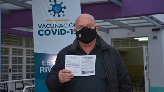 El intendente Miguel Ronco vacunado en Rivadavia