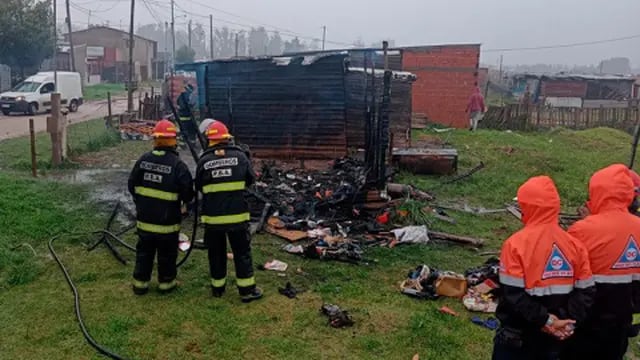 Trágico incendio en el barrio Las Heras: una mujer murió calcinada