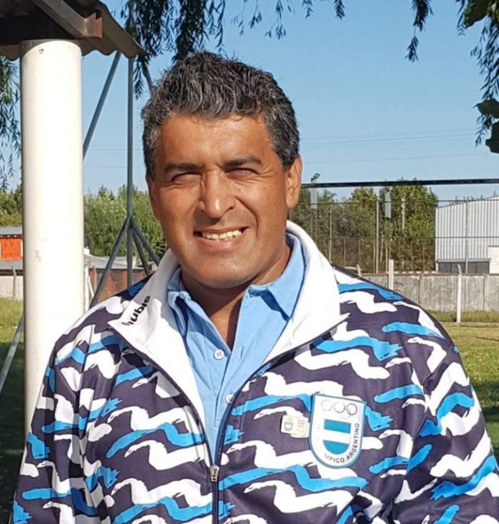 Entrenador de atletismo Gustavo Osorio