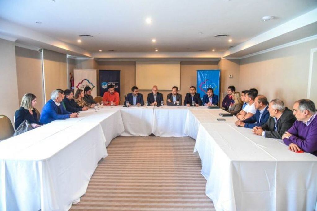 La secretaria de Turismo de Santa Rosa, Marcela Chavero, fue informada en esta reunión sobre la incorporación del evento de esta ciudad entre los más renombrados de Córdoba