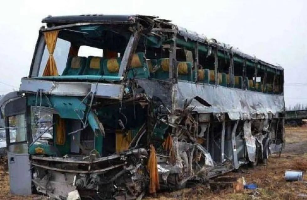En la tragedia en la Cuesta de los Terneros murieron 15 pasajeros y el chofer.