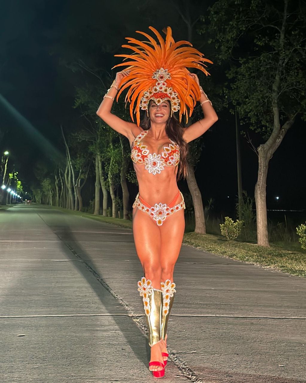 Sol Pérez  maravilló a todos desfilando en el Carnaval de Dolores