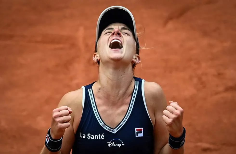 La tenista fue una de las sorpresas de Roland Garros. (Anne-Christine POUJOULAT / AFP)