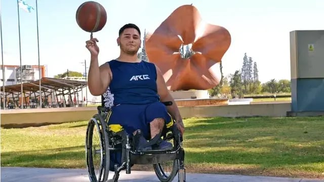 Brian Bordón, basquetbolista en silla de ruedas.