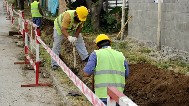 Amplian la red de gas natural en barrios de la Ciudad