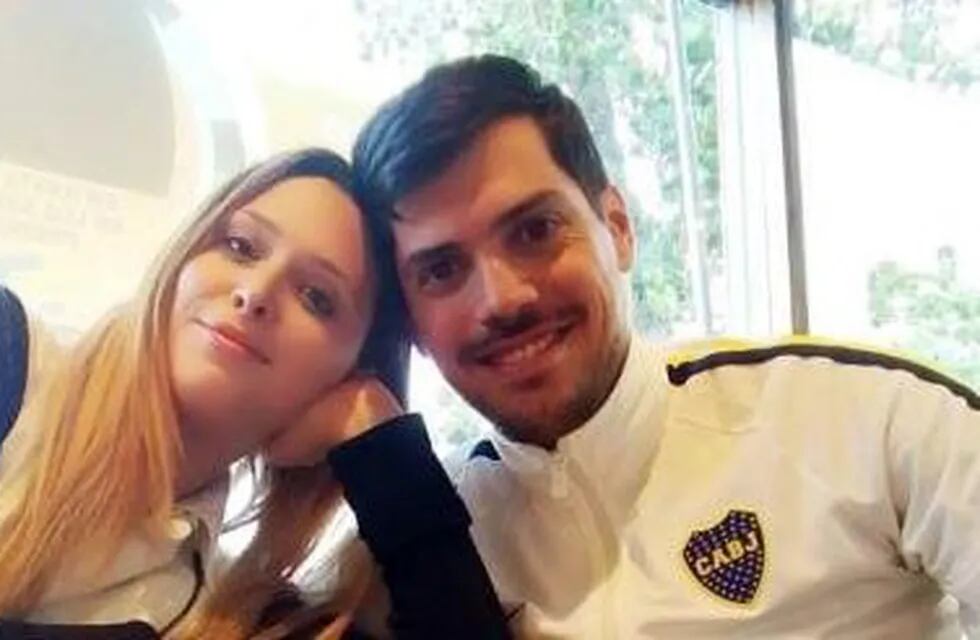 Adrián Continello (32), la única víctima fatal que dejó el trágico derrumbe en San Cristóbal, junto a Mechi Casas, con quien se iba a casar en agosto.