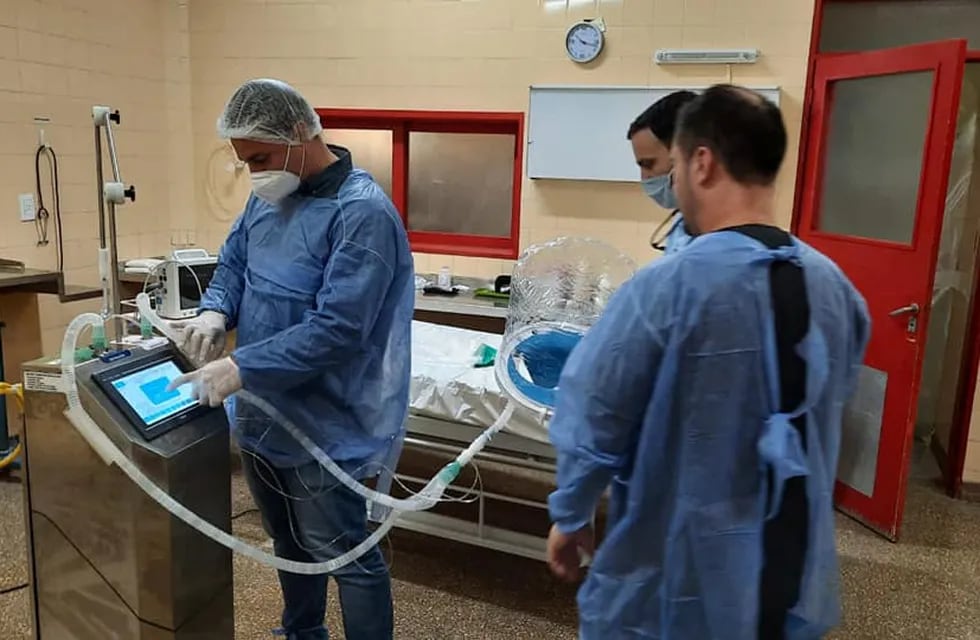 El fin de semana instalaron los nuevos equipos en el hospital Enfermeros Argentinos.