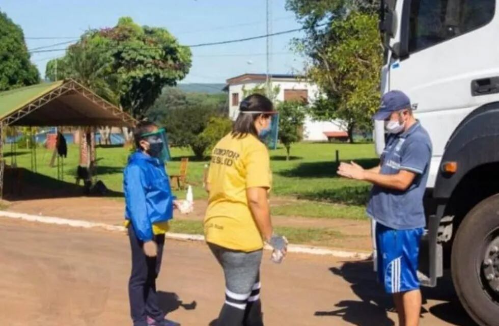 Los conductores que lleguen y pasen desde Brasil no podrán tener contacto con los habitantes del pueblo.