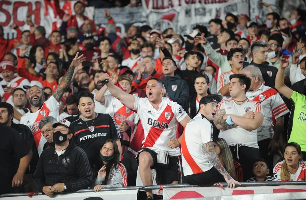 River fue sancionado por la Conmebol debido a un acto racista de un hincha.