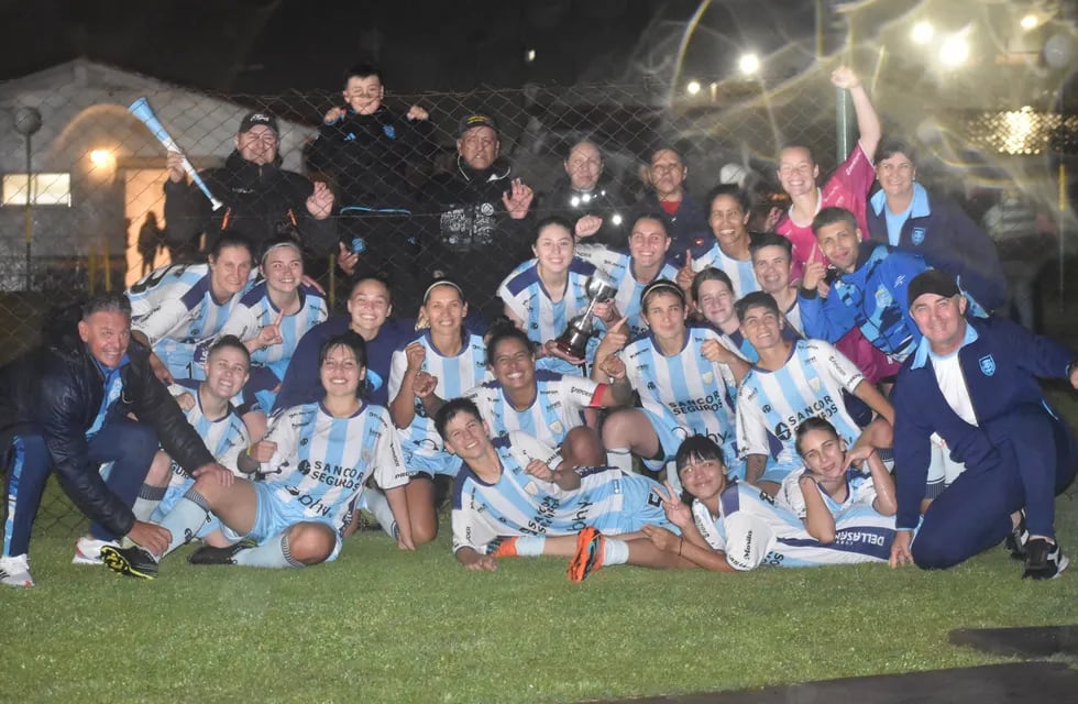 Las chicas de Atlético de Rafaela ascendieron a la Primera "B"