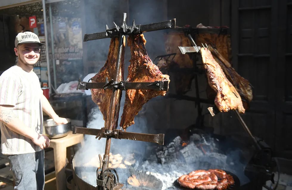 Con entrada gratis, una localidad de Córdoba organiza una fiesta gastronómica que tendrá diferentes comidas y shows en vivo. (Ilustrativa)