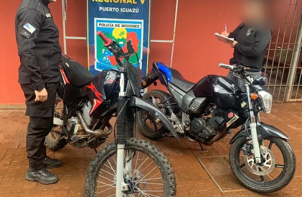 Recuperan dos motocicletas robadas en Comandante Andresito que fueron comercializadas en Pozo Azul.