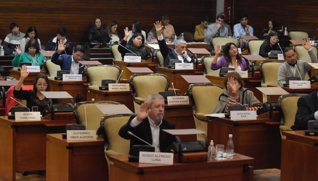 La Legislatura de Jujuy sancionó la adhesión de la Provincia a la ley nacional 27.736 sobre delitos contra la intimidad sexual de las personas a través de medios digitales y la difusión de la misma, sin consentimiento.