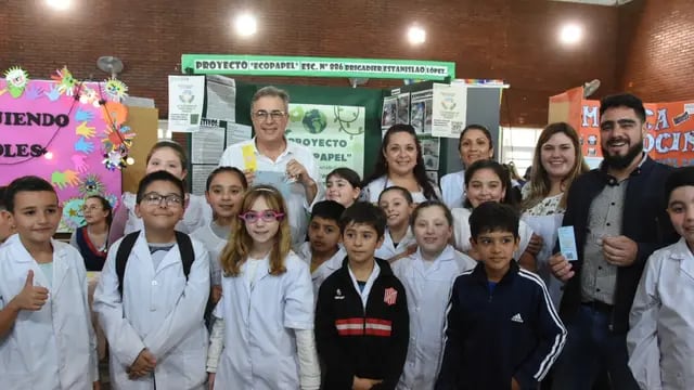 Castellano estuvo en la “Feria de Ciencia y Tecnología” en la Escuela del barrio San José