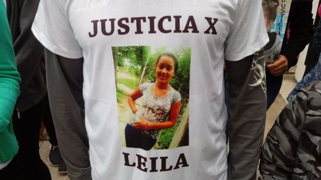Una remera que simboliza la lucha de familiares y amigos de Leila. (Reconquista Hoy)