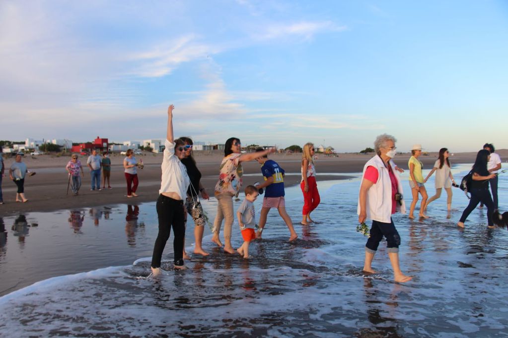 Con la apertura de la Oficina de Turismo se inauguró la temporada de verano en Orense