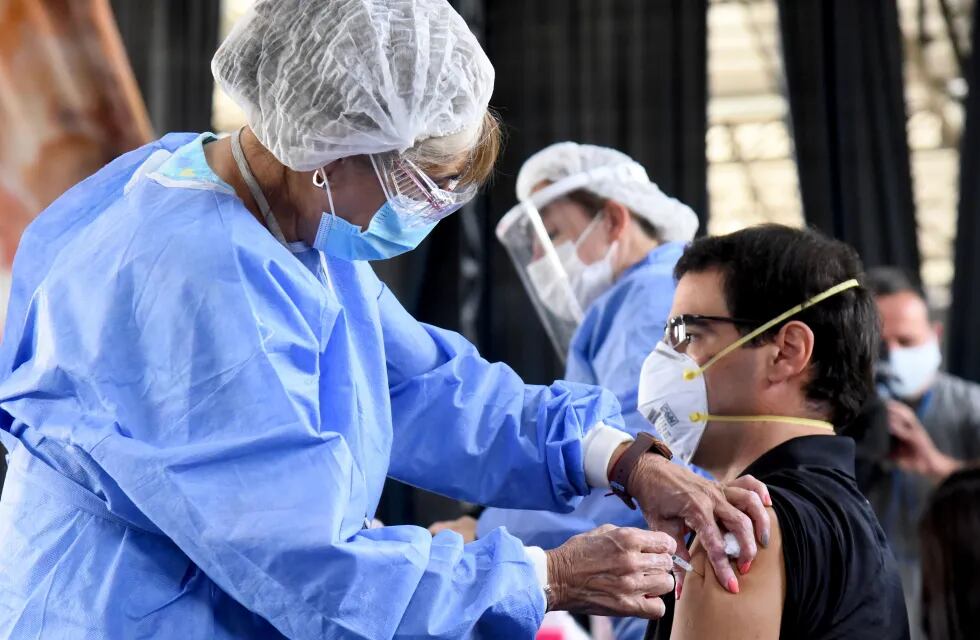 La Provincia vacunó a casi 400 pacientes trasplantados. (Gobierno de Santa Fe)