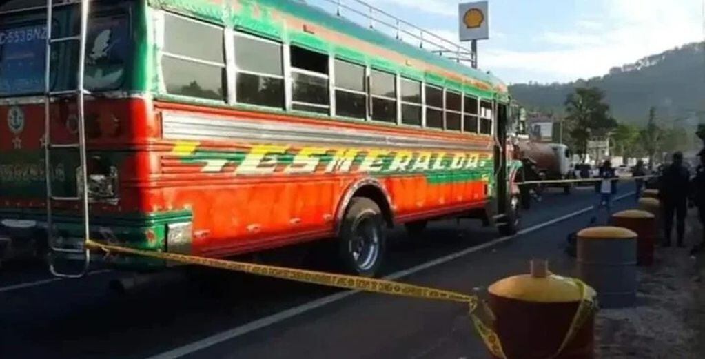 Josué “Tortolita” García y Alfredo Barillas Herrera intentaron robar un colectivo cuando un pasajero les disparó.