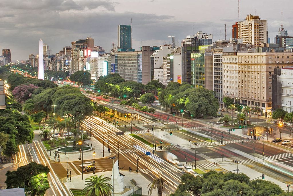 Una imagen de la Ciudad de Buenos Aires, con el Obelisco de fondo. Foto: Entur.
