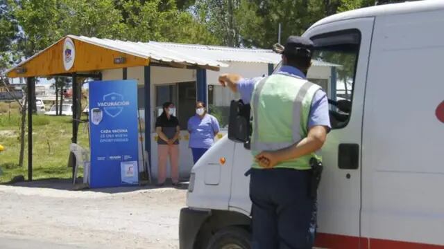 En Neuquén se instalaron puestos en las rutas para incentivar a la gente a vacunarse