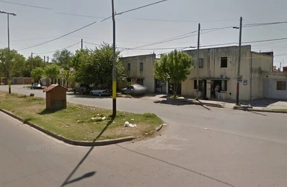 Una joven fue atacada por su pareja en la zona oeste. (Street View)