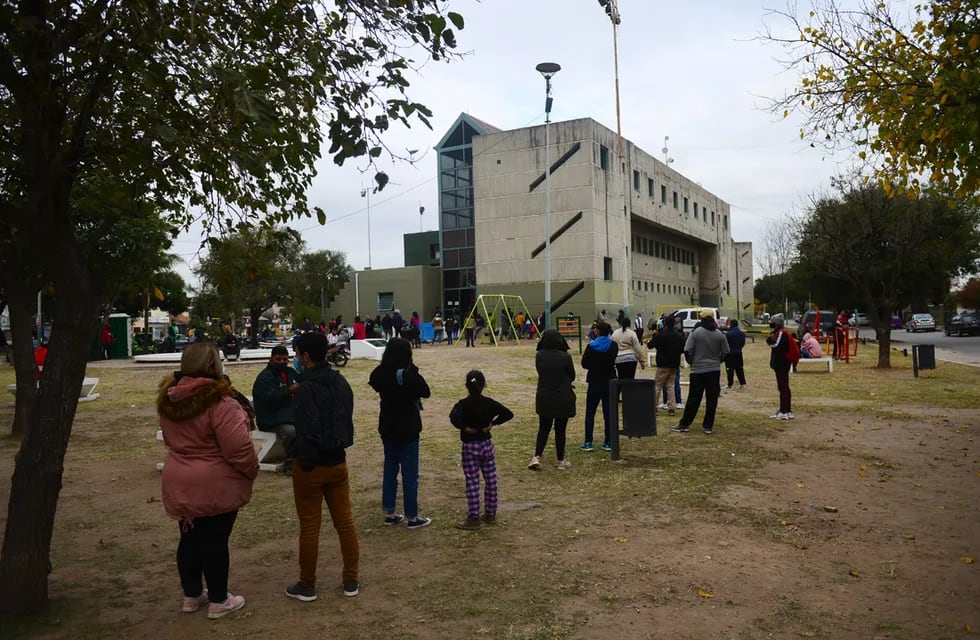 Amplian el horario en los centros de testeos municipales. CPC Villa El Libertador. 
18 mayo 2021 foto Nicolás Bravo