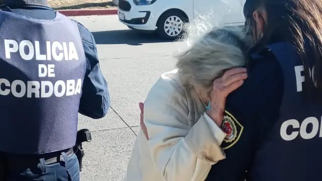 Engañaron a una mujer de 77 años y le robaron 100 mil dólares en Córdoba