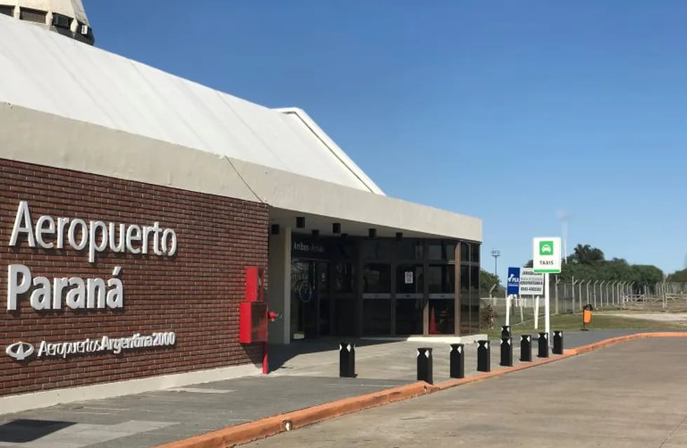 Aeropuerto de Paraná.