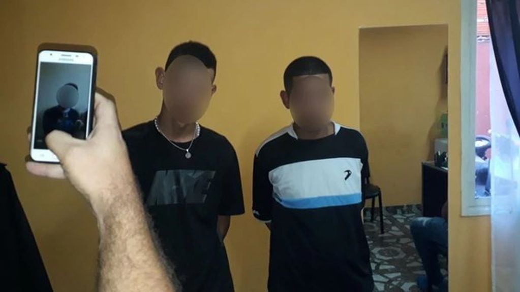 Jonathan Acevedo (18) y "Rodolfito", dos de los detenidos por el crimen de Leandro Alcaraz.