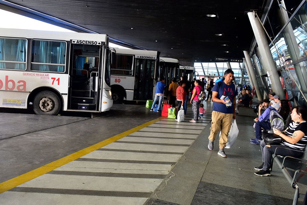 Las autoridades buscan reestructurar el sistema del transporte interurbano de Córdoba. 