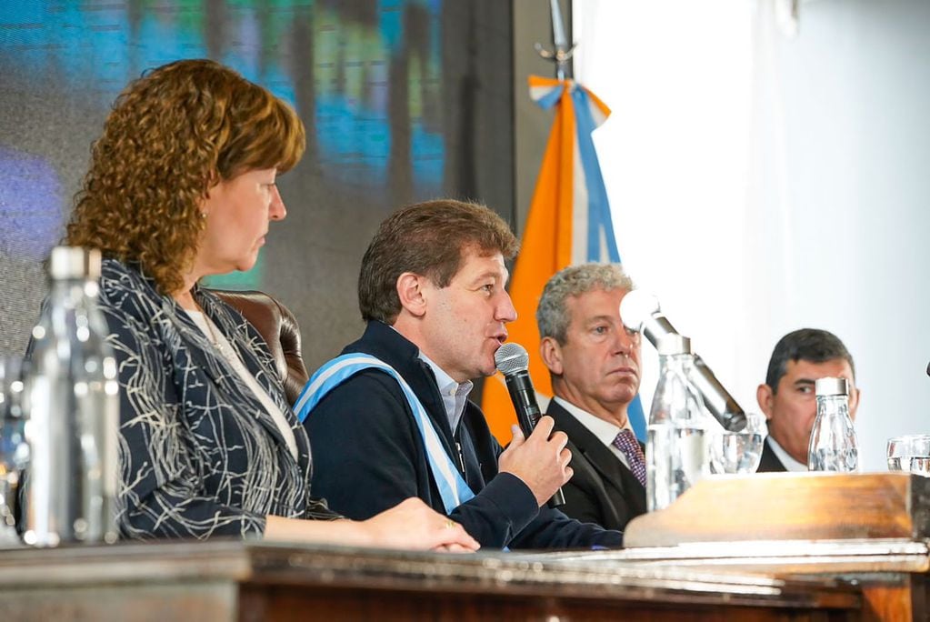 Melella hizo la Apertura de Sesiones Ordinarias Legislativas en Tierra del Fuego