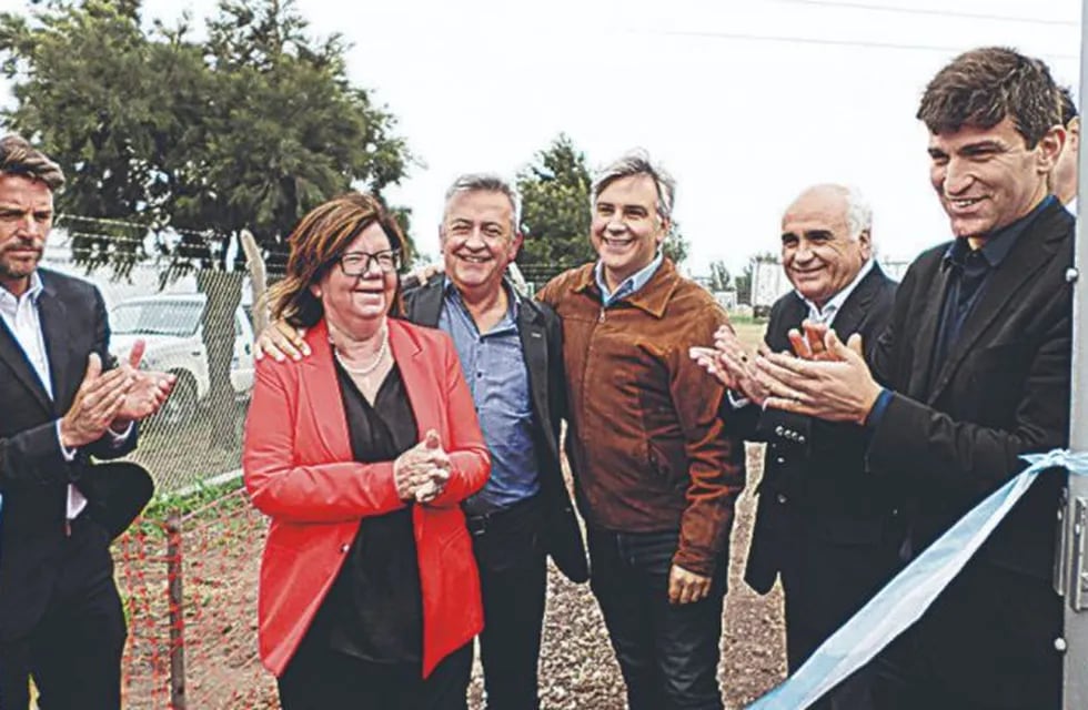 El intendente Fernando Rossi inauguró la Segunda Etapa del Sistema Este de la obra de gasoductos troncales. (Gentileza Municipalidad de El Tío)