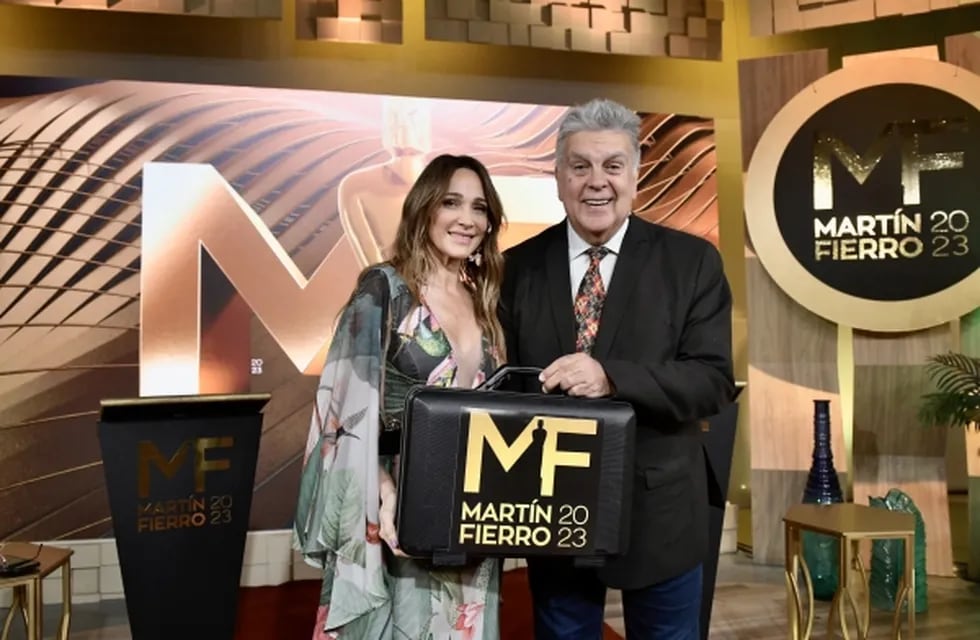 Luis Ventura y Vero Lozano dieron a conocer los nominados a los Premios Martín Fierro 2023.