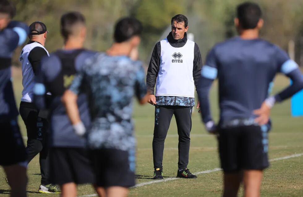 Guillermo Farré anticipó que varios de los que fueron titulares ante Flandria no estarán desde el inicio ante Platense (Prensa Belgrano).