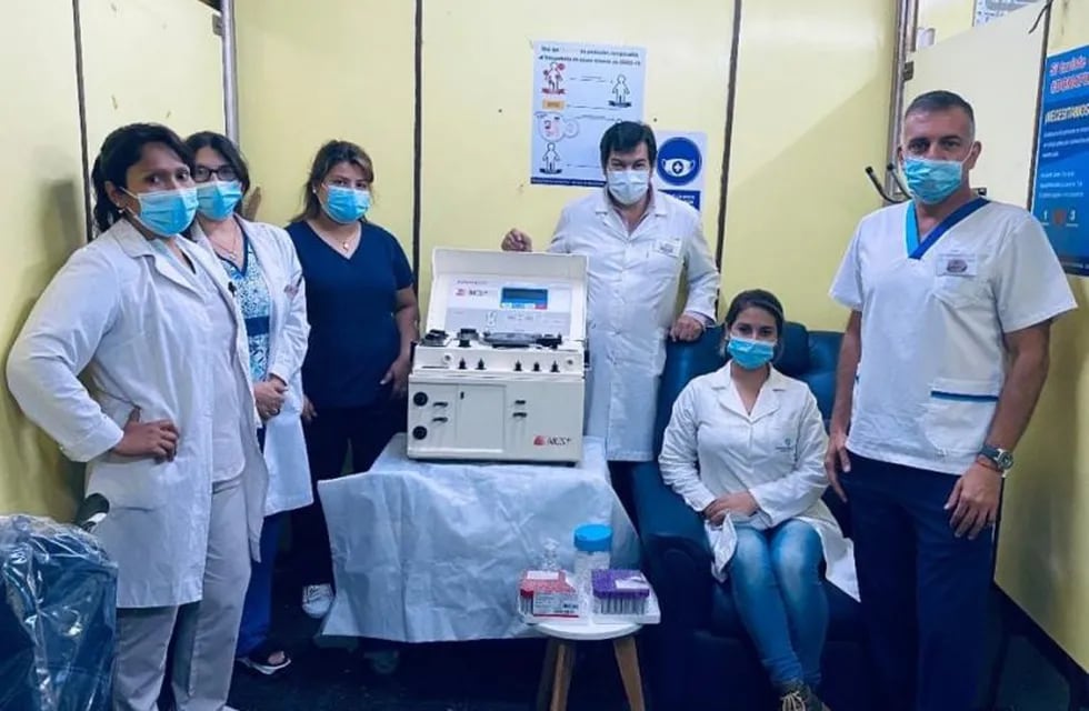 La máquina extractora de plasma de Orán se encuentra en perfecto funcionamiento (Facebook Hospital de Orán - \