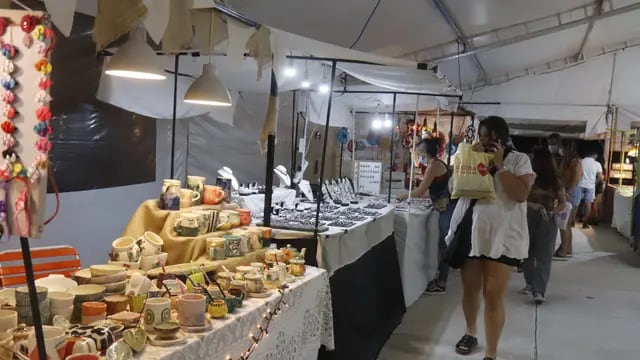 La Feria de los Artesanos en Villa Carlos Paz.