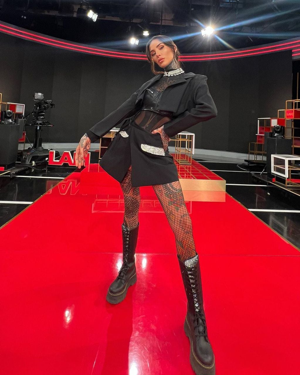 Cande Tinelli y su look rockero para LAM