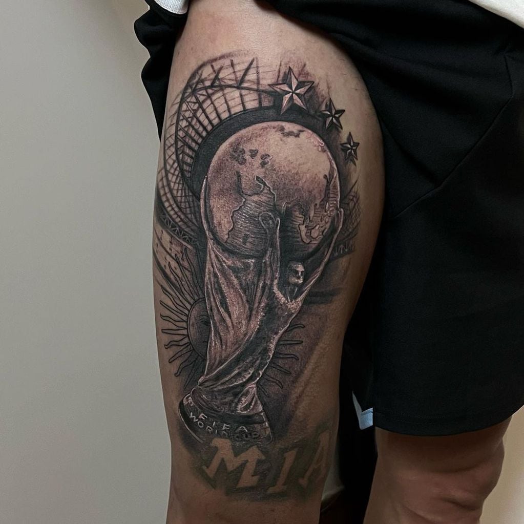 El tatuador Ezequiel Viapiano fue el encargado de realizar la obra.
