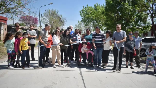 Inauguraron cuadras de pavimento en el barrio Güemes
