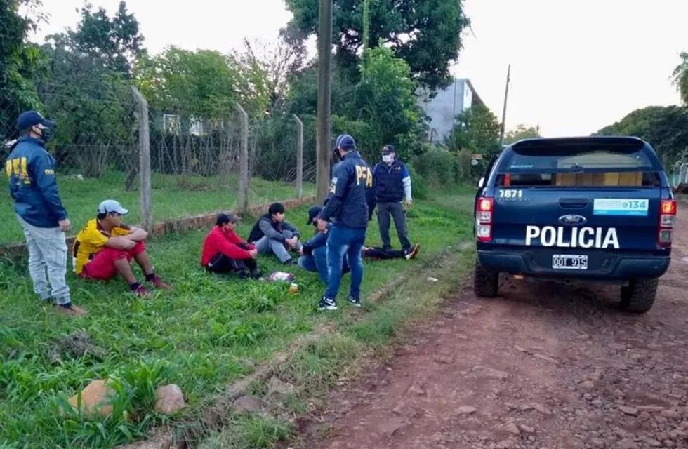 Detuvieron a cuatro personas por infracción del aislamiento y posesión de marihuana en Eldorado