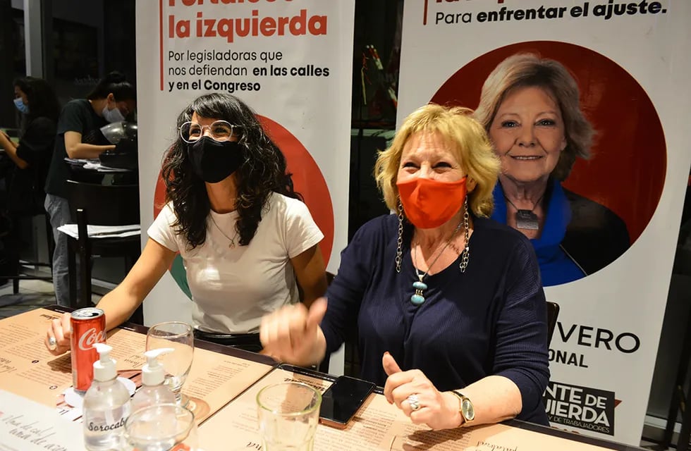 Laura Vilches y Liliana Olivero, satisfechas con el resultado
(Fotografia Jose Gabriel Hernández).