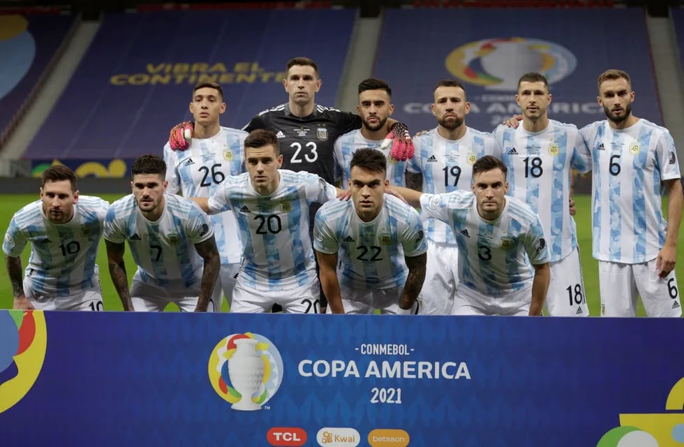 Cuatro futbolistas de la Selección Argentina entraron en el 11 ideal de la Copa América.