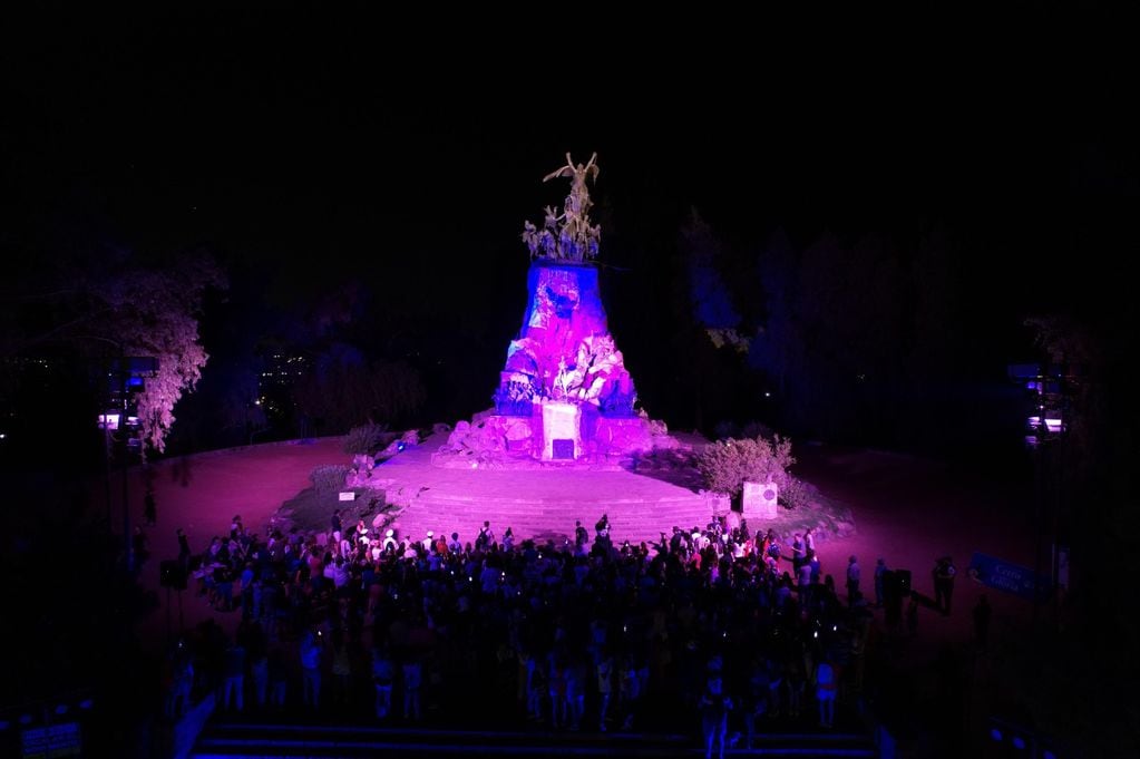 Espectáculo en el Cerro de la Gloria por los 110 años del monumento (Prensa Gobierno de Mendoza)