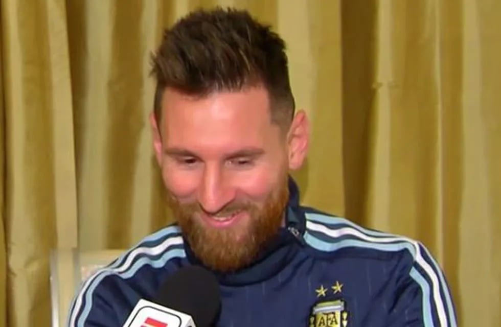 Lionel Messi se emocionó con un video en el que chicos de inferiores de distintos clubes argentinos le mandan apoyo y aliento para Rusia 2018.